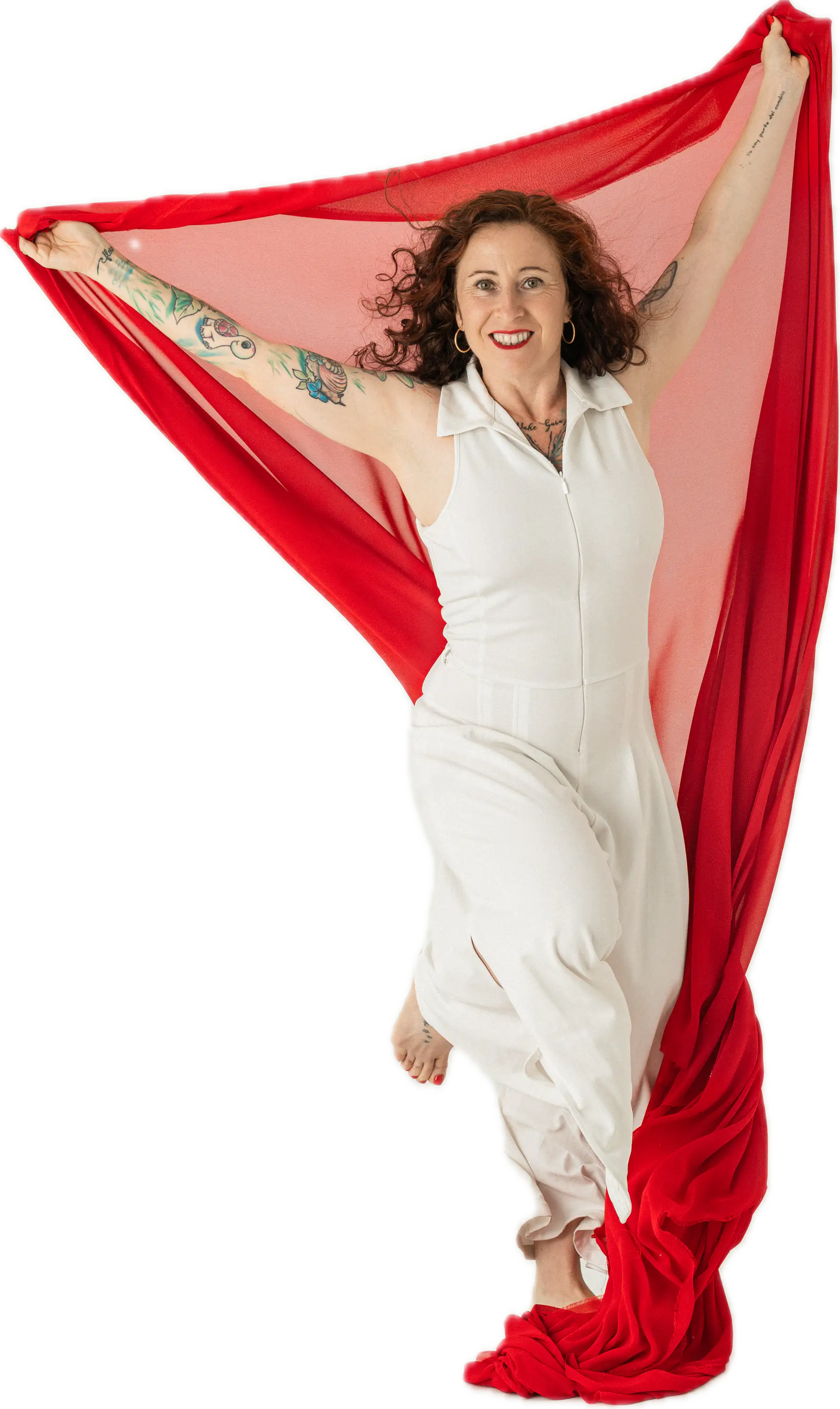 Marina with red fabric